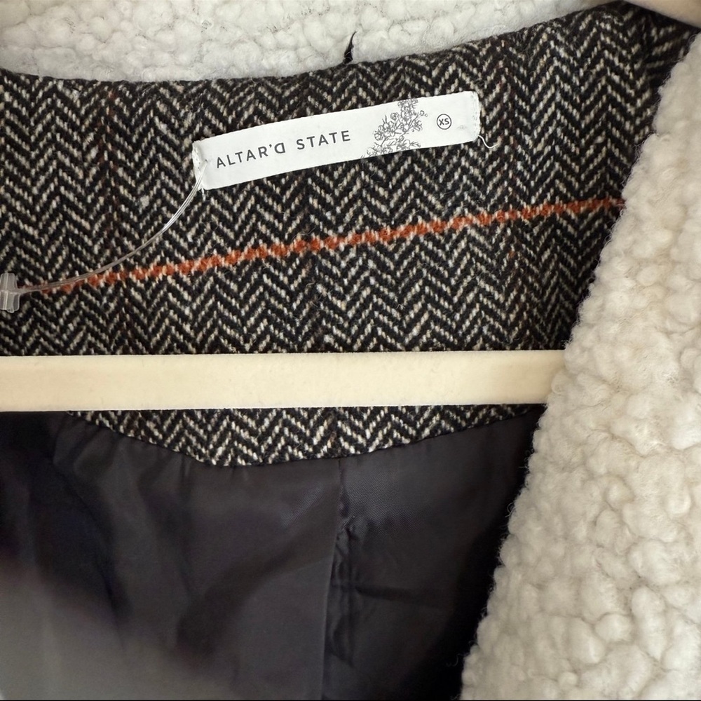 NWOT Altar’d state Opal Plaid Coat - Picture 9 of 12